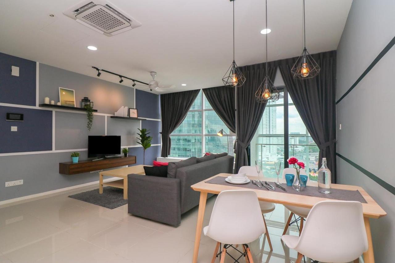 Suasana Residence By Nest Home Джохор-Бару Экстерьер фото